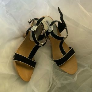 STEVE MADDEN WOODEN HEELS